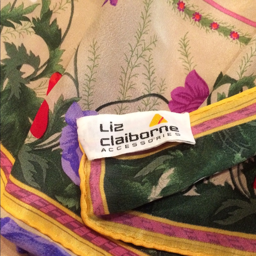 Gorgeous Vintage Liz Claiborne silk scarf- floral - Picture 6 of 7